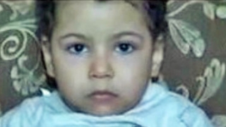 Un copil de 3 ani a scăpat de... închisoarea pe viață în Egipt!