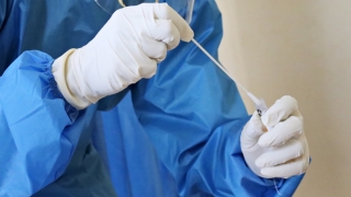 Un nou caz cu noua tulpină de coronavirus în Constanţa