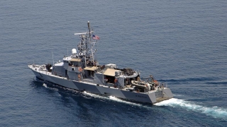 Marina americană a interceptat arme iraniene destinate rebelilor din Yemen