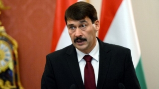 Janos Ader a fost reales în funcția de președinte al Ungariei