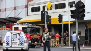 Explozie într-o bancă din apropiere de Melbourne! Zeci de persoane rănite!