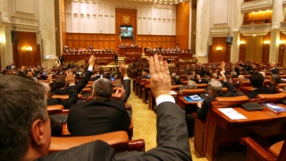 Referendumul pe Justiţie cerut de Klaus Iohannis, avizat de Parlament