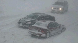 O furtună de zăpadă a paralizat mai multe state din SUA