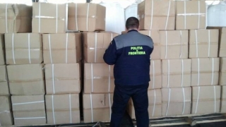 Zeci de mii de ţigarete de contrabandă, descoperite într-un autovehicul în Portul Constanța Sud