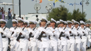 Ziua Armatei României, serbată de marinarii militari în şase oraşe